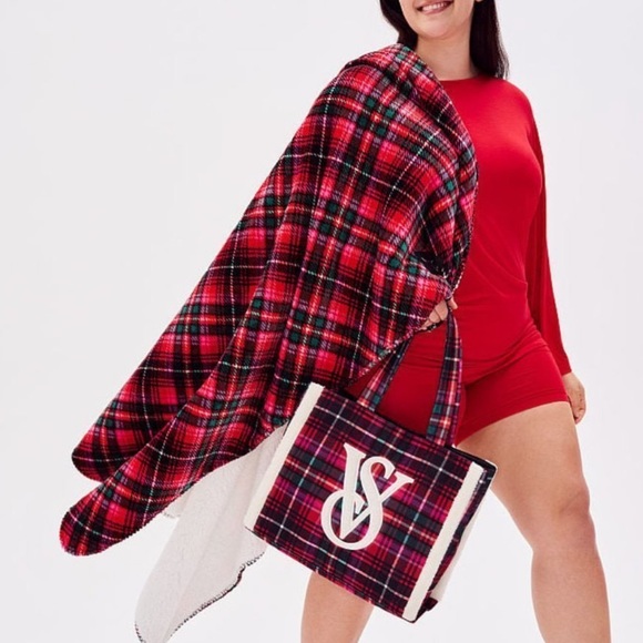 Victoria Secret plaid tote - Picture 9 of 11